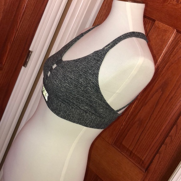 Pink sports bra - Picture 2 of 4